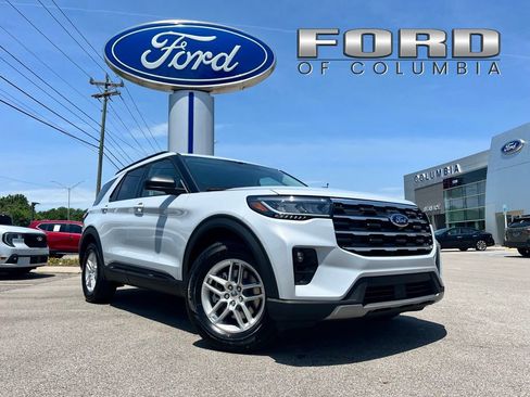 New 2026 Ford Explorer Active w/ Active Comfort Package RWD image 1