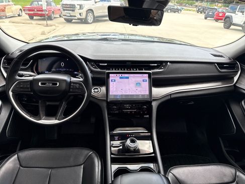 Used 2021 Jeep Grand Cherokee L Limited w/ Luxury Tech Group II AWD/4WD image 30