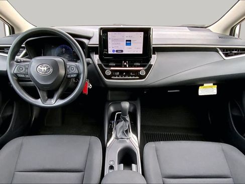 Used 2026 Toyota Corolla LE FWD image 15