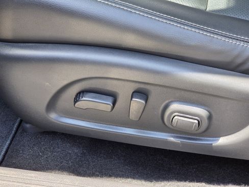 Used 2020 Nissan Murano SL w/ Moonroof Package image 15