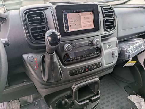 Used 2024 RAM ProMaster 2500 FWD image 24