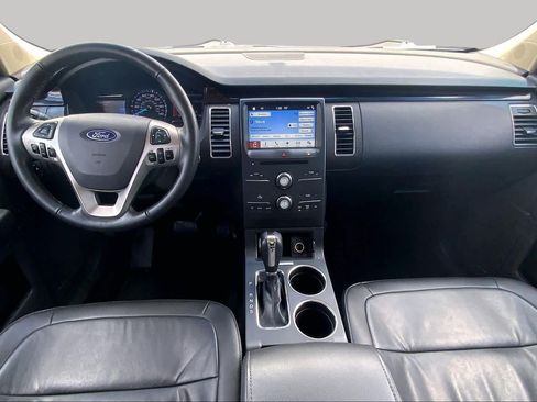 Used 2018 Ford Flex SEL w/ Equipment Group 202A FWD image 16