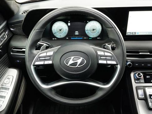 Used 2025 Hyundai Palisade Calligraphy FWD image 17