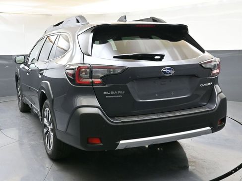 Certified 2025 Subaru Outback Limited image 8