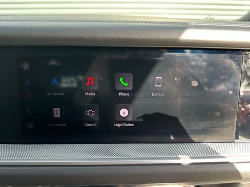 Used 2024 Porsche Cayenne S image 37