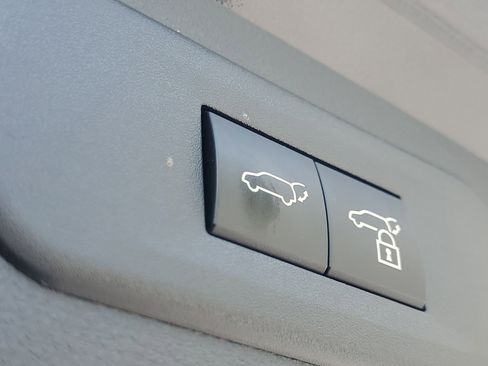 Used 2024 Lexus NX 250 FWD w/ Cold Area Package image 13