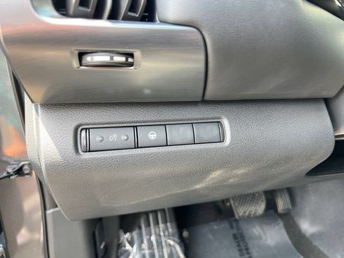 Used 2024 Nissan Pathfinder Rock Creek AWD/4WD image 12