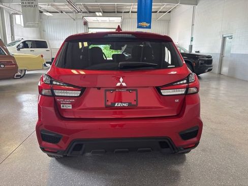 Used 2024 Mitsubishi Outlander Sport SE AWD/4WD image 4