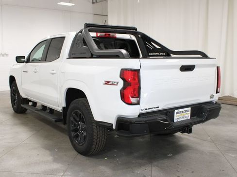 New 2025 Chevrolet Colorado Z71 w/ Midnight Edition AWD/4WD image 6