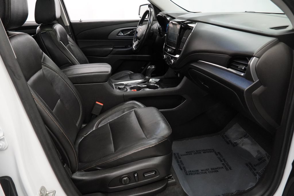 Used 2018 Chevrolet Traverse Premier w/ Redline Edition AWD/4WD image 34