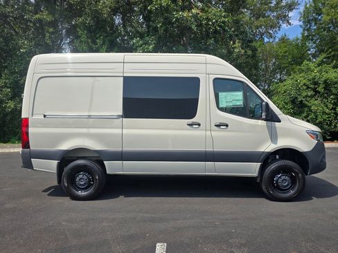 New 2026 Mercedes-Benz Sprinter 2500 image 7