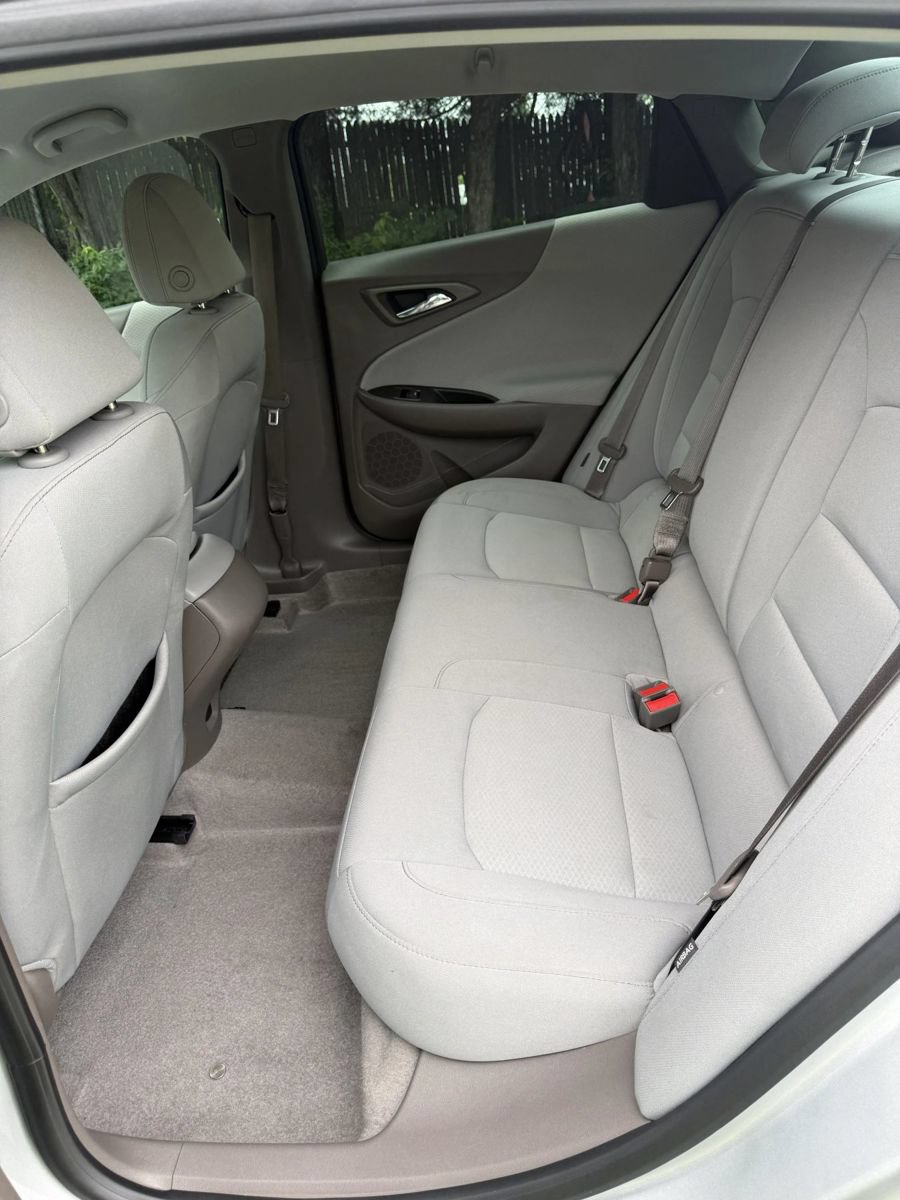 Used 2019 Chevrolet Malibu LS FWD image 12