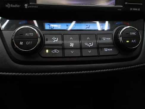 Used 2016 Toyota RAV4 XLE FWD image 25