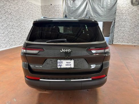 Used 2022 Jeep Grand Cherokee L Limited AWD/4WD image 6