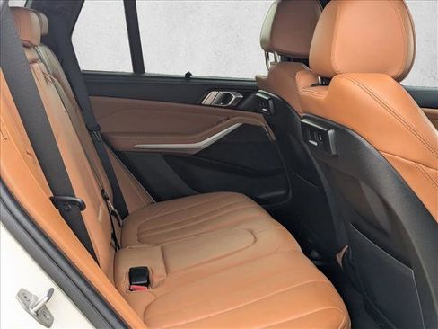 Used 2022 BMW X5 sDrive40i w/ Premium Package RWD image 19