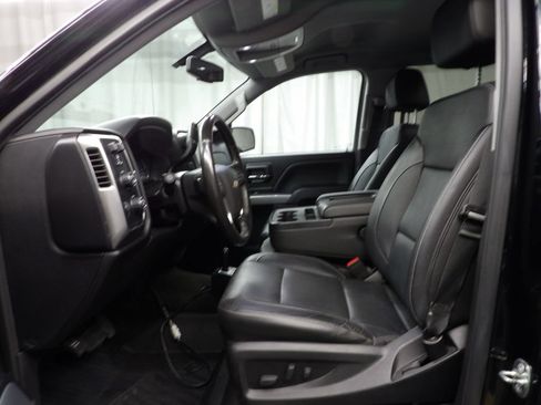 Used 2018 Chevrolet Silverado 1500 LT w/ All Star Edition AWD/4WD image 16