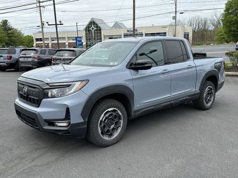 Used 2024 Honda Ridgeline Black Edition image 4