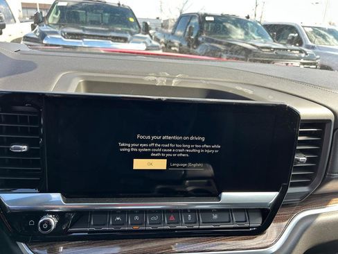 New 2026 GMC Sierra 1500 Elevation image 9