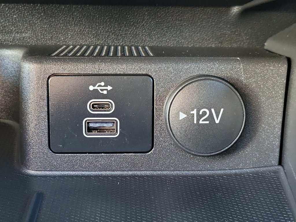 Used 2024 Ford Escape ST-Line w/ Tech Pack #1 AWD/4WD image 30