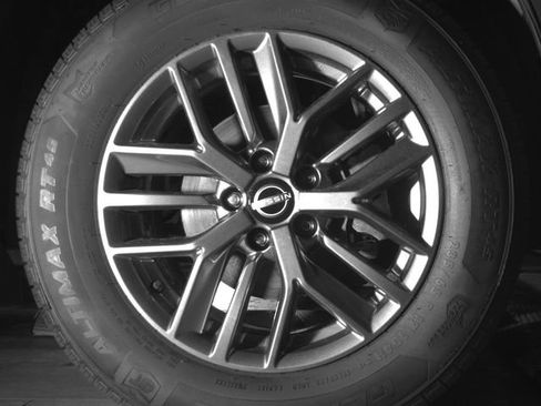 Used 2023 Nissan Rogue SV w/ SV Premium B Package AWD/4WD image 10
