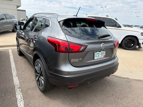 Used 2019 Nissan Rogue Sport SL AWD/4WD image 3