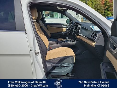 New 2026 Volkswagen Atlas Cross Sport SE image 43