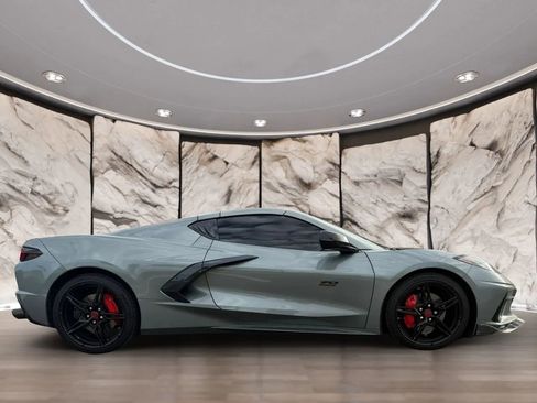 Used 2022 Chevrolet Corvette Stingray Preferred Cpe w/ 2LT RWD image 5
