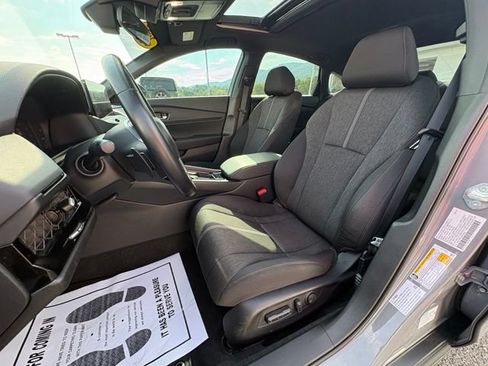 Used 2025 Honda Accord Sport image 26