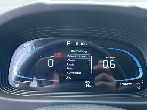 New 2026 Hyundai Venue SEL FWD image 34