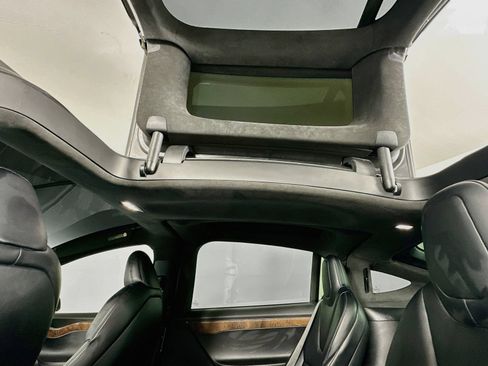 Used 2020 Tesla Model X Long Range AWD/4WD image 21