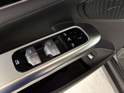 New 2026 Mercedes-Benz GLC 300 image 26
