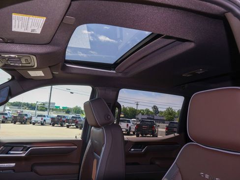 New 2026 GMC Sierra 1500 Denali AWD/4WD image 9