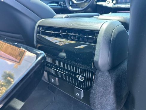 Certified 2024 Jeep Grand Wagoneer Series II Obsidian w/ Quick Order Packagew 28T AWD/4WD image 32