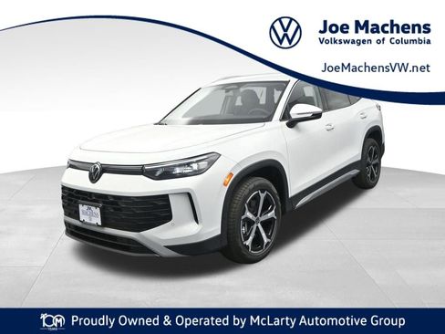 New 2026 Volkswagen Tiguan SE image 1