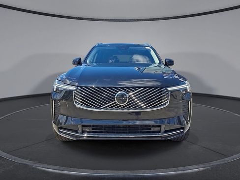 Certified 2026 Volvo XC90 B6 Plus AWD/4WD image 35