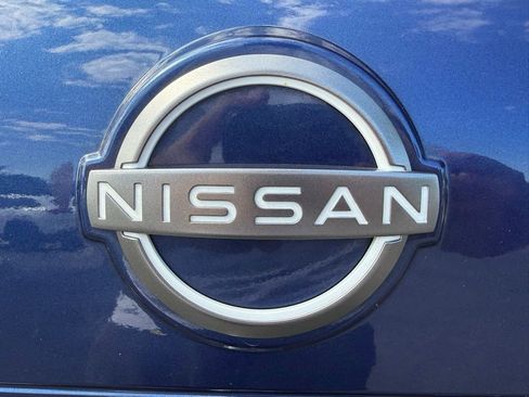 Used 2022 Nissan Rogue SV FWD image 35