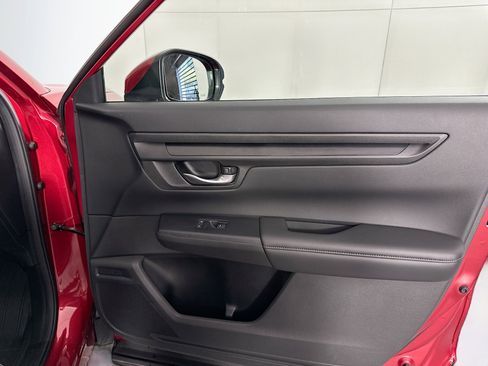 Used 2023 Honda CR-V LX image 29