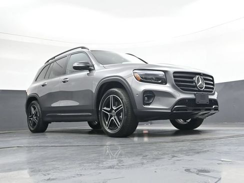 Used 2026 Mercedes-Benz GLB 250 4MATIC image 29