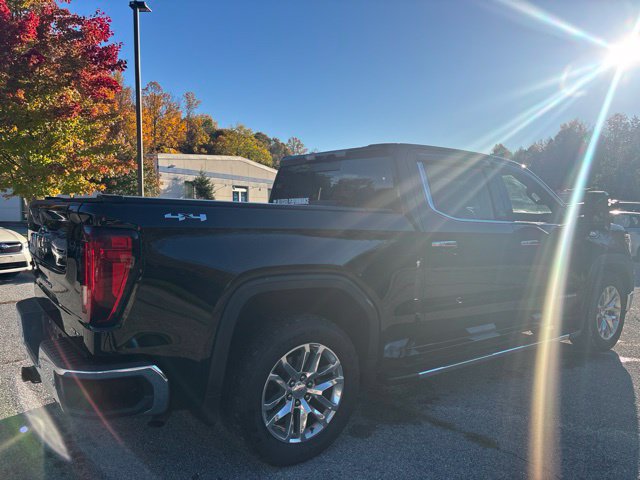 Used 2022 GMC Sierra 1500 SLT w/ SLT Premium Plus Package AWD/4WD image 7