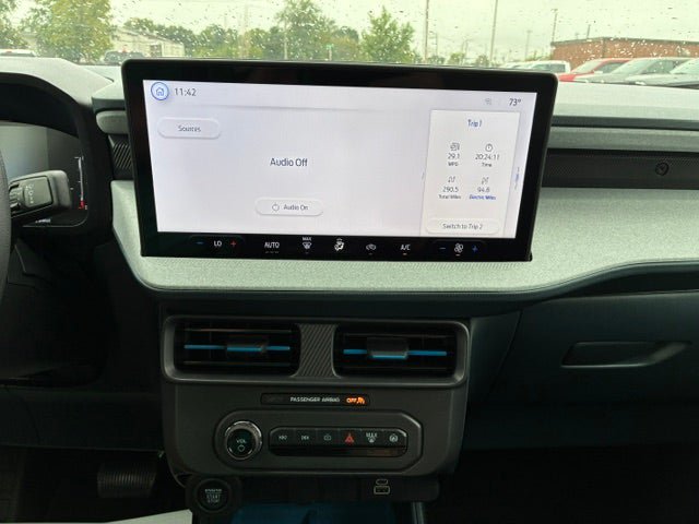 Used 2026 Ford Maverick XLT w/ Equipment Group 301A AWD/4WD image 19