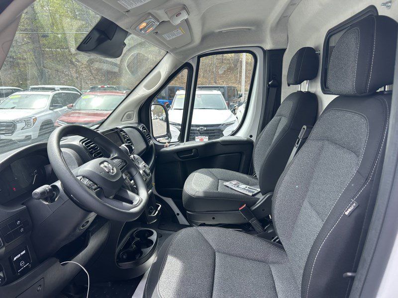 Used 2024 RAM ProMaster 2500 w/ Power Group FWD image 16