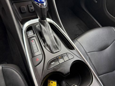 Used 2017 Chevrolet Volt Premier w/ Driver Confidence II Package image 31
