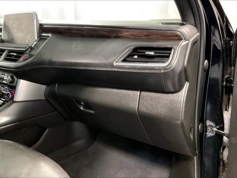 Used 2022 Chevrolet Tahoe Z71 w/ Luxury Package image 13