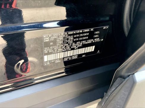 Used 2024 Toyota RAV4 XLE Premium image 36