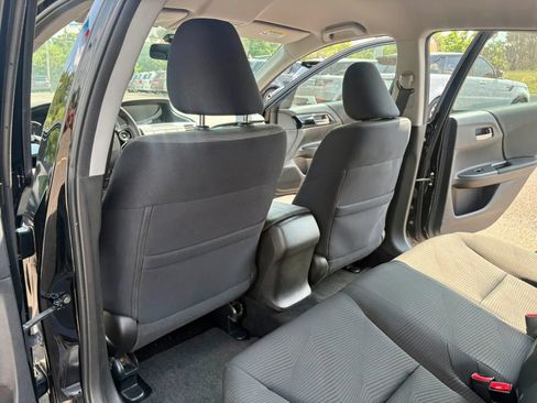Used 2017 Honda Accord LX image 16