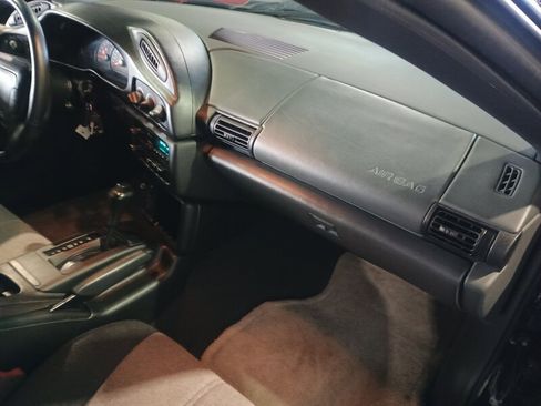 Used 1995 Chevrolet Camaro Z28 image 34