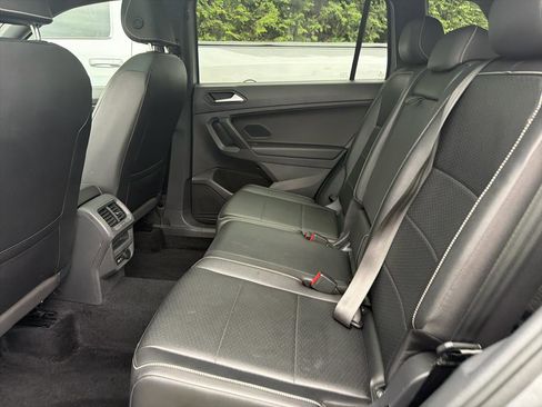 Used 2021 Volkswagen Tiguan SE R-Line AWD/4WD image 20