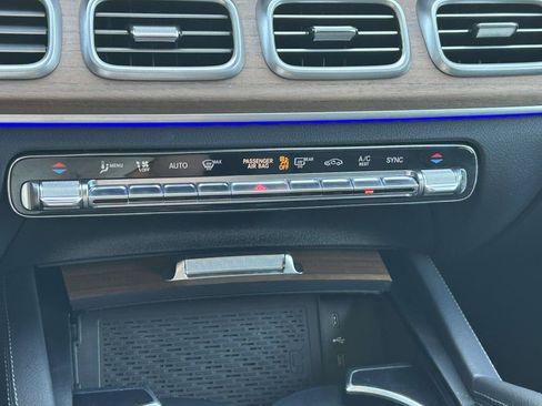 Certified 2025 Mercedes-Benz GLS 450 4MATIC image 35