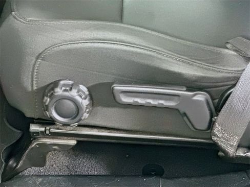 Used 2020 Jeep Wrangler Unlimited Sport S image 21