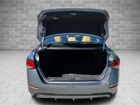 Used 2024 Nissan Sentra SV w/ SV Premium Package FWD image 9